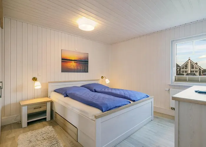 Haus Hafen Liebe Holiday home *